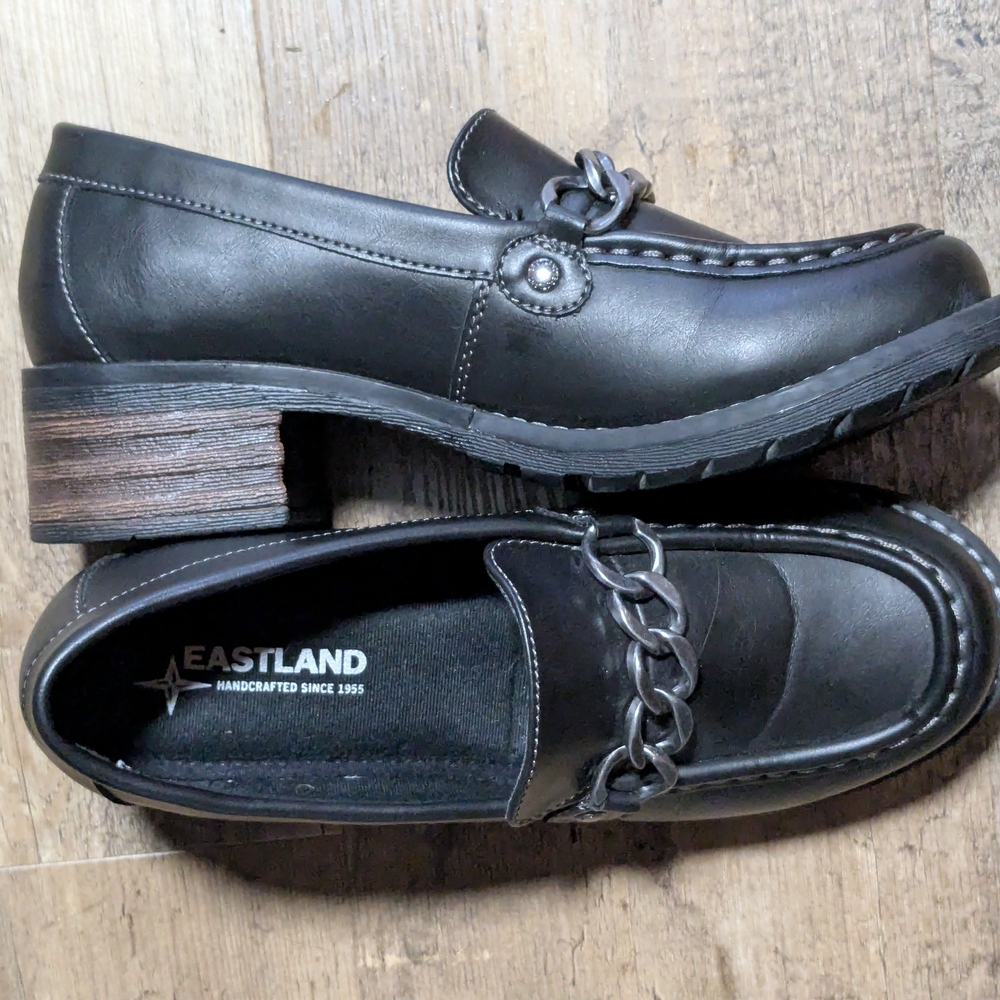 Eastland Black Loafers with Chain Detail